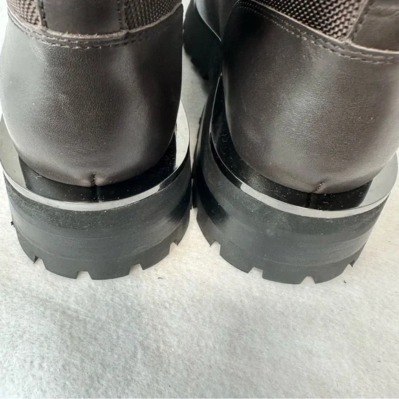 DKNY Womens River Brown Leather/Nylon Lug Sole Boots7M